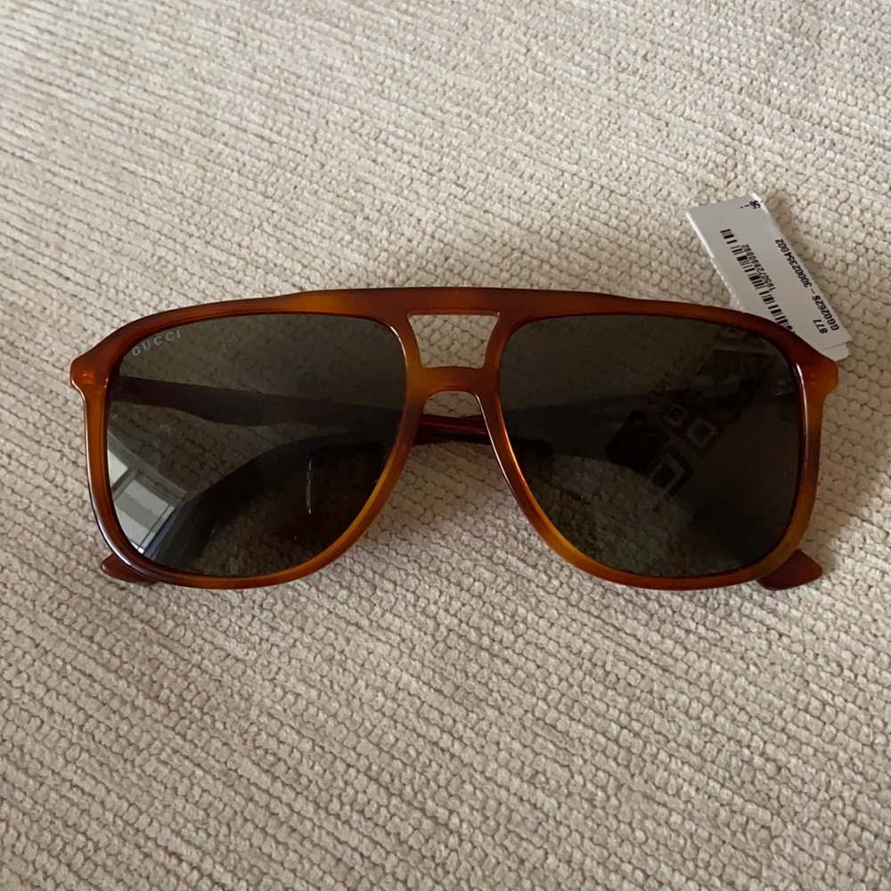 GUCCI SUNGLASSES